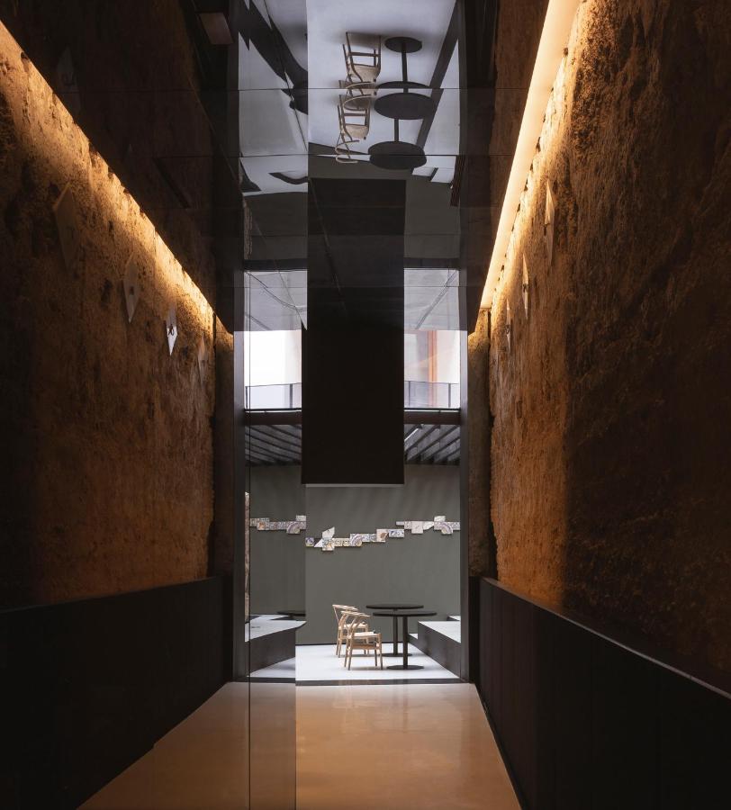카로 호텔 발렌시아 외부 사진 Interior of the museum