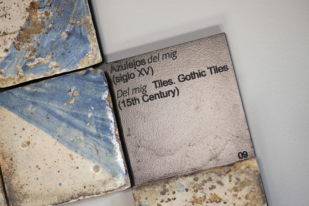 카로 호텔 발렌시아 외부 사진 15th-century tiles from the Museu Nacional d'Art de Catalunya